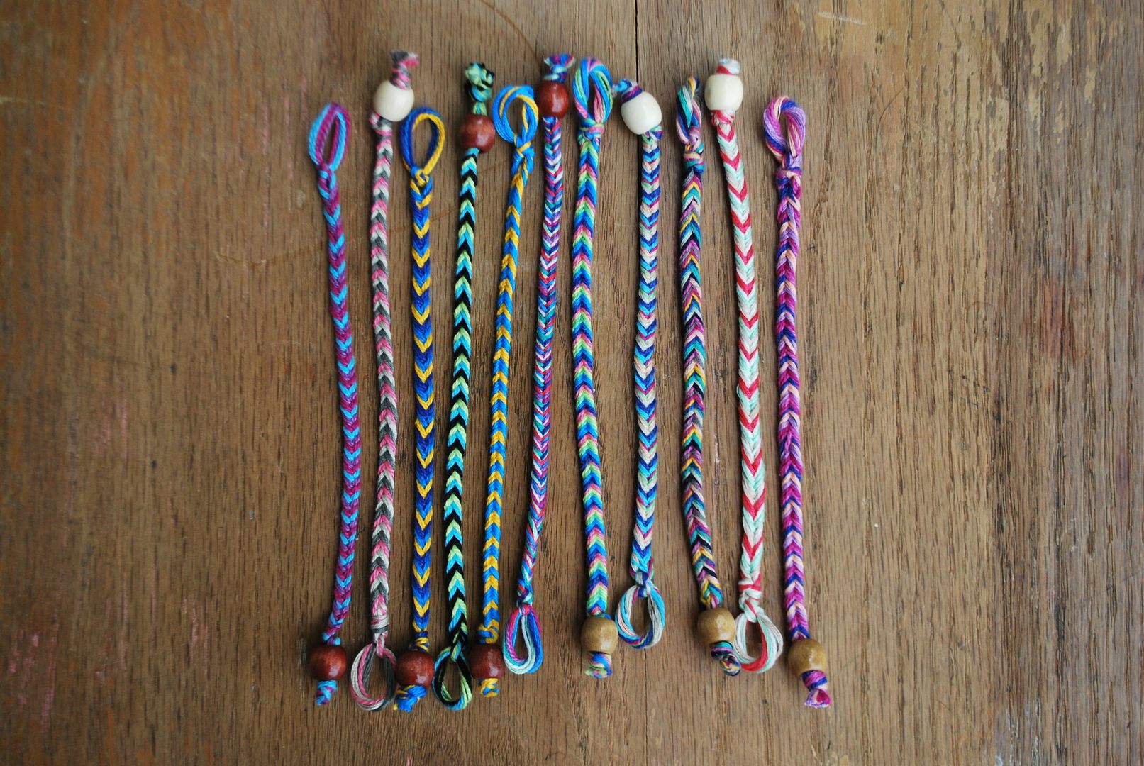 How To Make A Friendship Bracelet With 4 Strings bmpextra